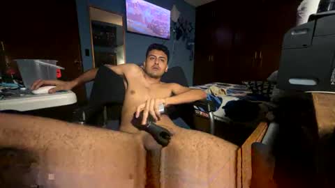 rockdrigo31 online show from November 18, 6:18 am