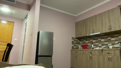 rockybee1 online show from November 15, 10:48 pm