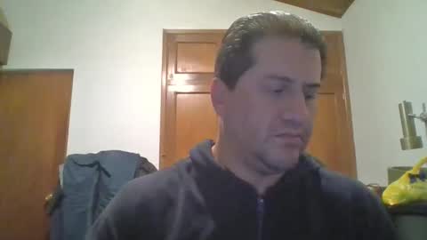 Snapshot of rodfer chatting on March 29, 8:36 am Rodfer online show from March 29, 8:36 am