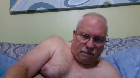 rodstud641 online show from November 10, 10:09 pm