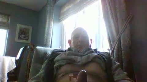 Snapshot of rokard121 chatting on December 16, 10:40 am rokard121 online show from December 16, 10:40 am