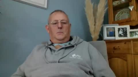 Snapshot of rokard121 chatting on January 10, 10:17 am rokard121 online show from January 10, 10:17 am