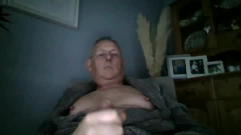 Snapshot of rokard121 chatting on January 28, 3:46 pm rokard121 online show from January 28, 3:46 pm
