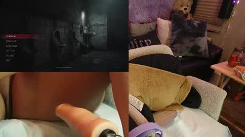 Snapshot of roknblaze chatting on October 23, 3:06 am Rok-N-Blaze online show from October 23, 3:06 am