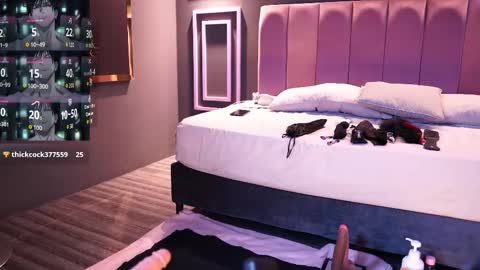 Snapshot of roma_hells chatting on September 29, 7:19 pm roma_hells online show from September 29, 7:19 pm