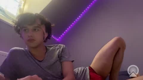 roma_shyguy_ online show from July 15, 11:37 am