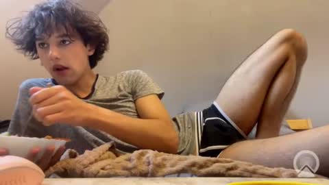 roma_shyguy_ online show from July 29, 3:59 am