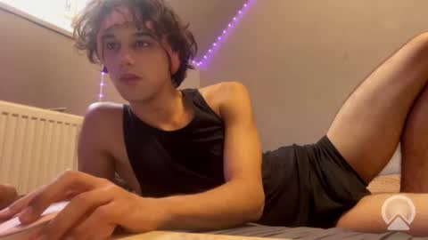 roma_shyguy_ online show from August 4, 12:30 pm
