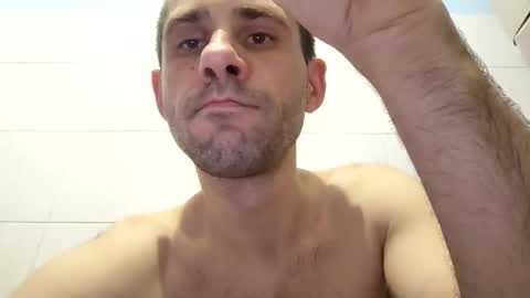 Snapshot of romahka999 chatting on October 24, 5:26 am Roma online show from October 24, 5:26 am