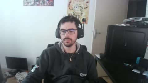 romainb72 online show from December 16, 8:52 am