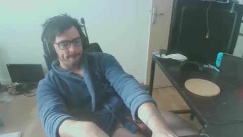 romainb72 online show from February 18, 3:54 pm