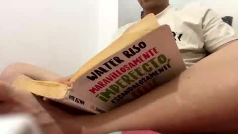 Snapshot of roman_chase chatting on November 2, 1:30 am online show from November 2, 1:30 am