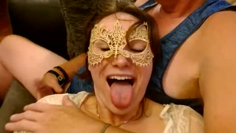 Snapshot of romanandlady chatting on May 29, 12:52 am LadyRoman online show from May 29, 12:52 am