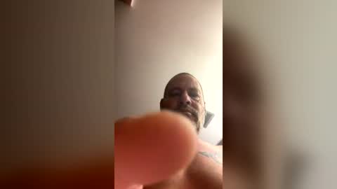 Snapshot of romander2017 chatting on June 21, 11:40 pm Wasati online show from June 21, 11:40 pm
