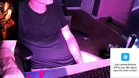 Snapshot of romander2017 chatting on July 19, 8:01 pm Wasati online show from July 19, 8:01 pm