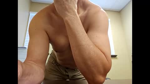 romanteeks online show from February 18, 7:43 pm