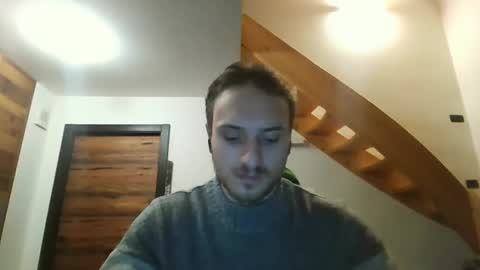 Snapshot of romanz123 chatting on December 7, 11:34 pm romanz123 online show from December 7, 11:34 pm