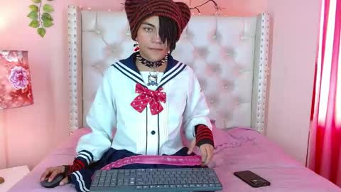 ROMEO online show from May 8, 8:58 pm