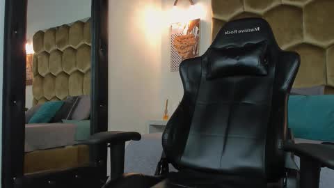 Snapshot of romeo_ricci1 chatting on February 2, 6:39 pm Romeo Ricci online show from February 2, 6:39 pm