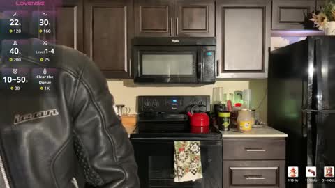 Snapshot of romeotyn chatting on February 22, 11:36 pm romeotyn online show from February 22, 11:36 pm