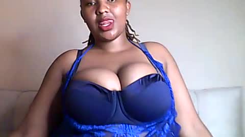 Snapshot of romina_26 chatting on July 20, 1:24 pm Romina 26 online show from July 20, 1:24 pm