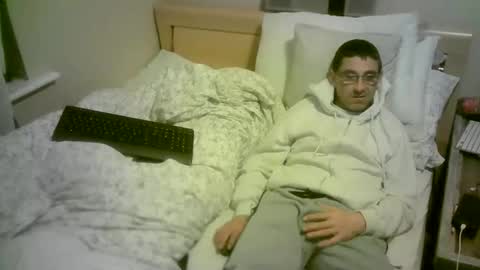 Snapshot of romson998181 chatting on March 23, 8:57 pm romson998181 online show from March 23, 8:57 pm