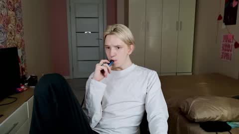 Ron online show from February 19, 7:37 am