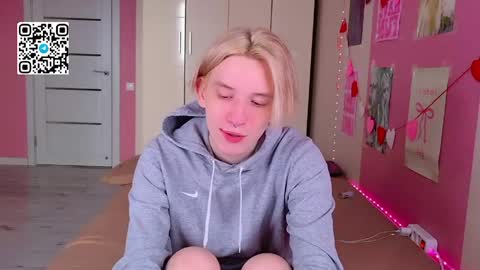 Ron online show from April 16, 4:57 am