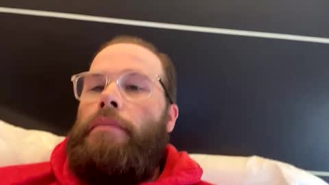 Snapshot of ronald2774 chatting on February 17, 9:21 pm ronald2774 online show from February 17, 9:21 pm