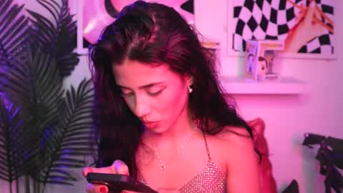 Snapshot of ronieeplay chatting on December 17, 2:55 am Roni online show from December 17, 2:55 am