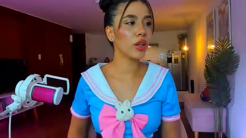 Snapshot of ronieeplay chatting on May 3, 9:10 pm Roni online show from May 3, 9:10 pm
