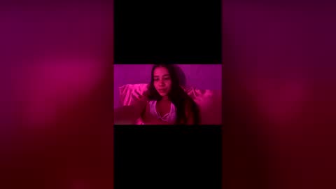 Snapshot of ronieeplay chatting on May 19, 4:30 am Roni online show from May 19, 4:30 am