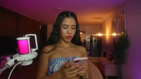 Snapshot of ronieeplay chatting on May 20, 3:02 am Roni online show from May 20, 3:02 am