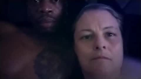 Snapshot of ronnie80653 chatting on October 28, 12:58 am ronnie80653 online show from October 28, 12:58 am