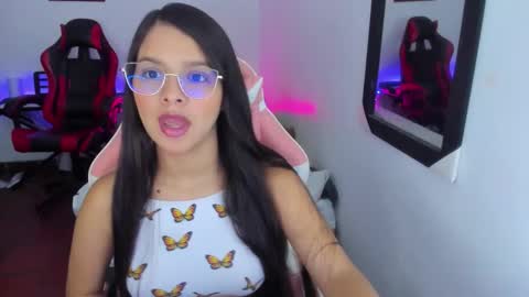  MIA AND PAUL online show from January 9, 3:42 am