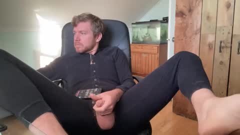 Snapshot of rooster696969joe chatting on December 12, 8:53 pm roosterJoe online show from December 12, 8:53 pm