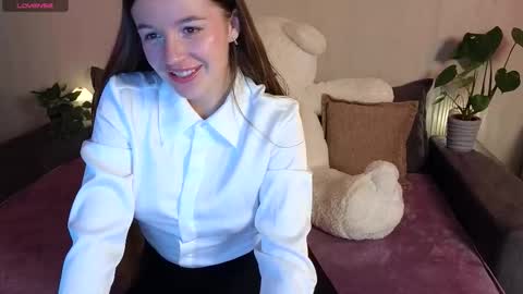 roraline_lov online show from November 8, 5:12 pm