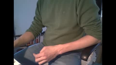 Snapshot of rorat28 chatting on February 10, 9:47 am rorat28 online show from February 10, 9:47 am