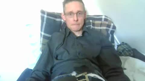 rororober online show from April 6, 1:23 pm