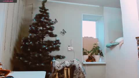 Snapshot of rosa843850 chatting on December 25, 1:30 pm rosa843850 online show from December 25, 1:30 pm