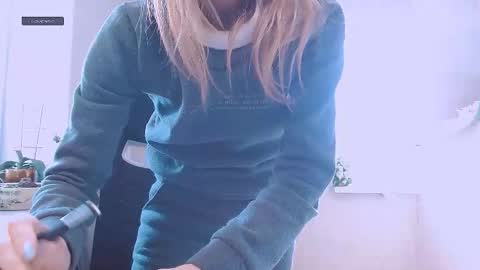 rosa843850 online show from February 9, 9:13 am