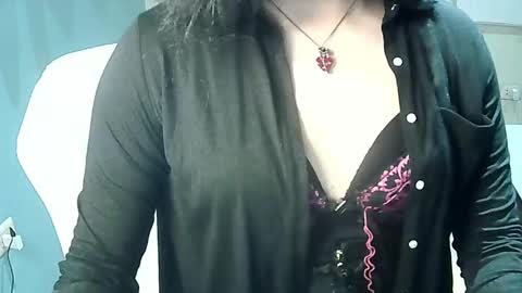 Snapshot of rosabells chatting on October 17, 3:53 am Rosa online show from October 17, 3:53 am