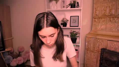 Rose online show from May 7, 6:41 am