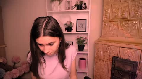 Rose online show from May 15, 6:31 am