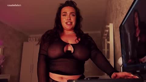 Snapshot of rosaliefetish chatting on March 20, 6:57 pm Rosalie online show from March 20, 6:57 pm