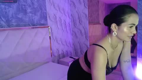 Snapshot of rosalind_tay chatting on May 15, 3:02 am ROSALIN online show from May 15, 3:02 am