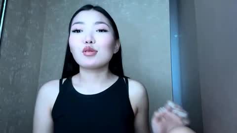 Snapshot of rosalynhandy chatting on February 22, 10:36 am Kira online show from February 22, 10:36 am