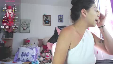 Snapshot of rosario_1996 chatting on May 25, 9:21 pm rosario_1996 online show from May 25, 9:21 pm