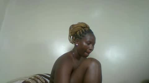 Snapshot of rose_coco chatting on September 11, 12:11 am rose_coco online show from September 11, 12:11 am