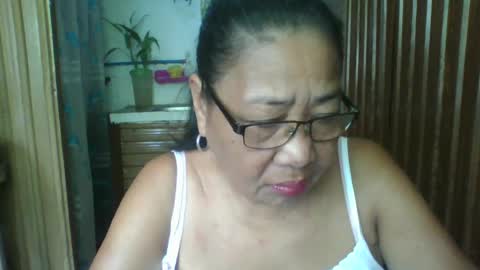 rosebelle66 online show from June 25, 1:38 am